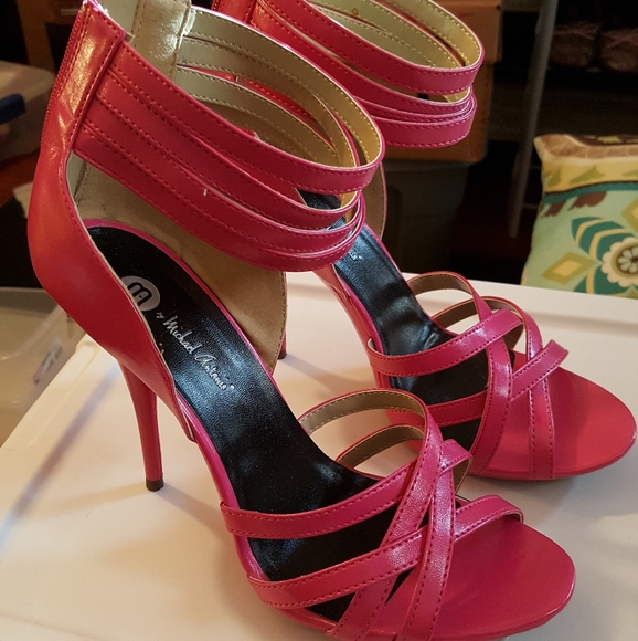 Shoes - Picture 8 of 8